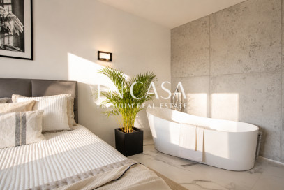 House Sale Lesznowola Alpaki